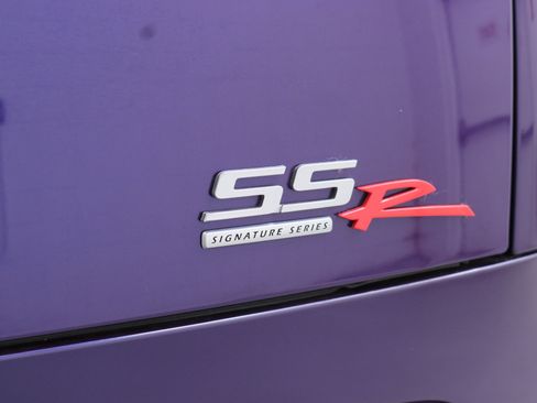 Used 2003 Chevrolet SSR w/ Preferred Equipment Group image 14