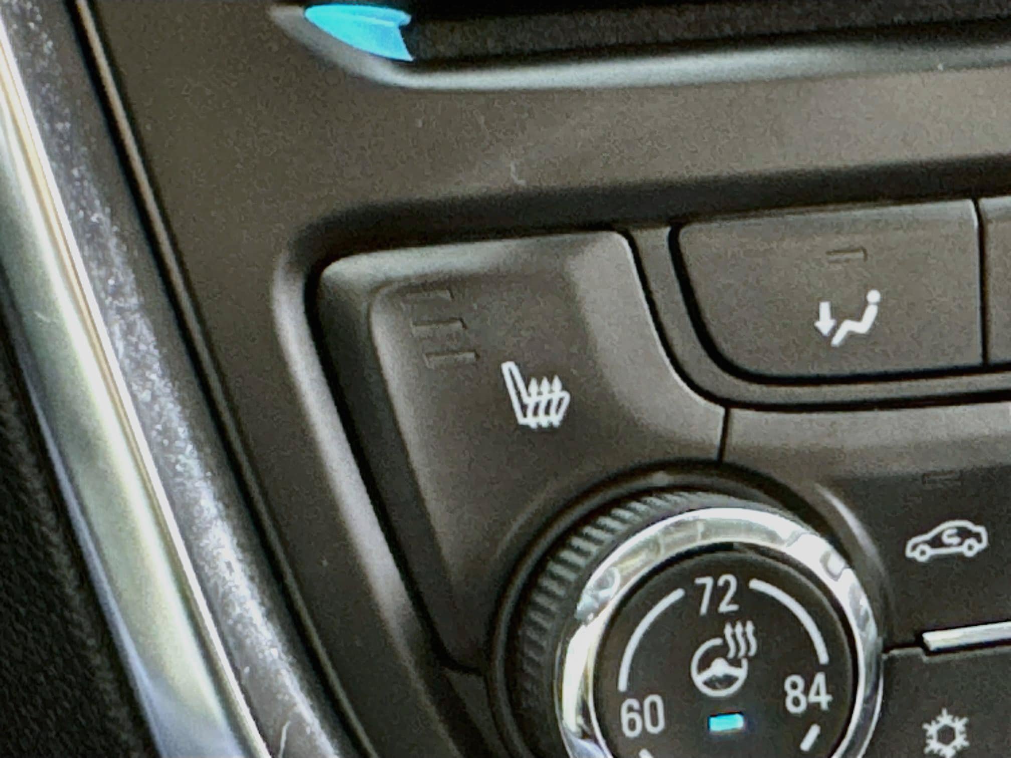 Used 2015 Buick Encore Leather AWD/4WD image 3