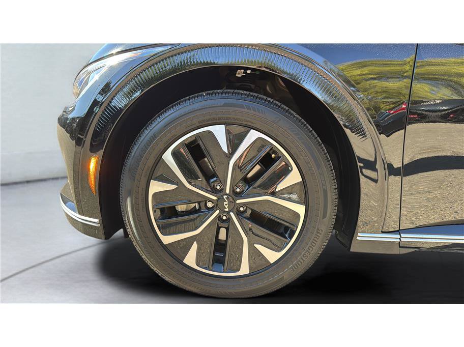 Used 2023 Kia EV6 Wind AWD/4WD image 13