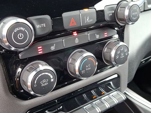 Used 2025 RAM 1500 Big Horn image 19