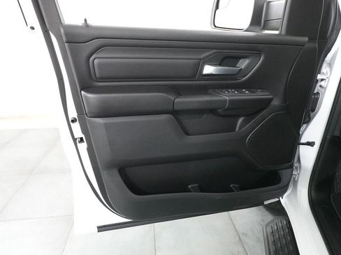 New 2026 RAM 1500 Express AWD/4WD image 21