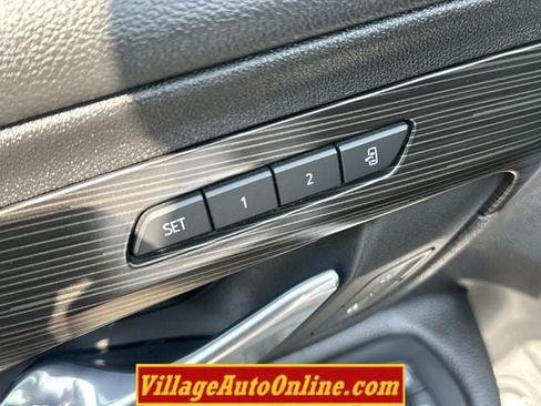 Used 2021 GMC Terrain SLT w/ Elevation Edition AWD/4WD image 12