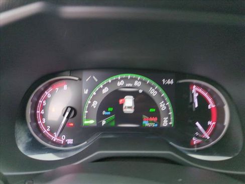 Certified 2025 Toyota RAV4 XLE FWD image 11