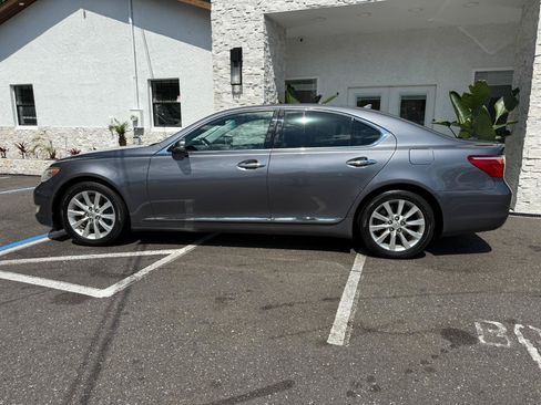 Used 2012 Lexus LS 460 AWD w/ Luxury Value Edition image 2