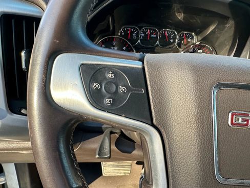 Used 2015 GMC Sierra 1500 SLT w/ SLT Crew Cab Value Package image 22