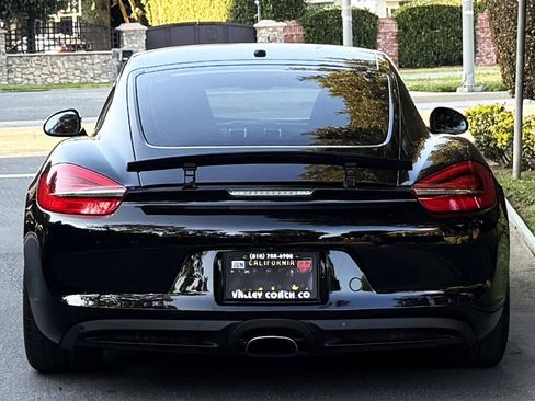 Used 2016 Porsche Cayman RWD image 7