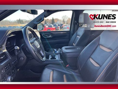 Used 2023 GMC Yukon XL AT4 image 13