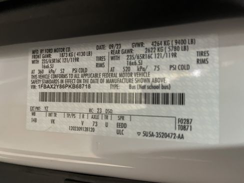 Used 2023 Ford Transit 350 XL image 27