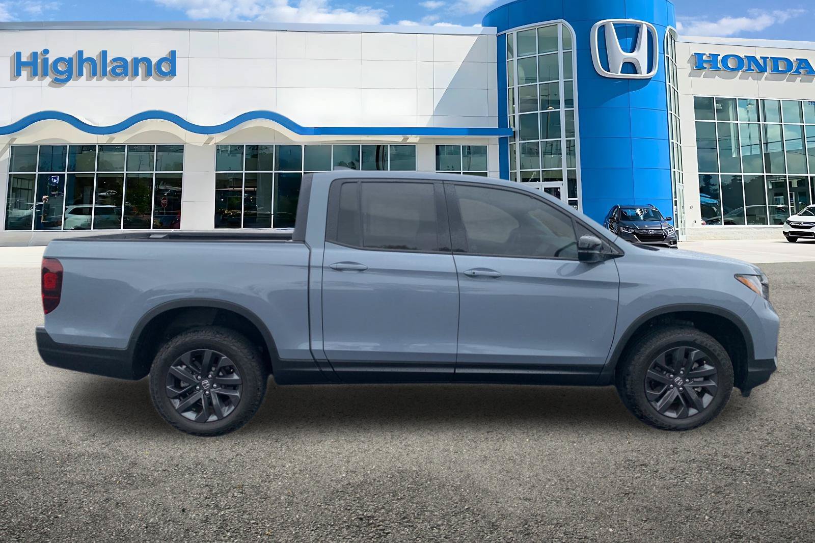 Certified 2025 Honda Ridgeline Sport image 6