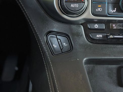 Used 2018 Chevrolet Tahoe LT image 38