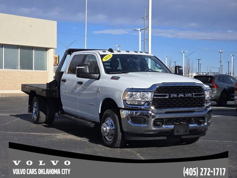 Used 2024 RAM 3500 SLT w/ Quick Order Package 2YG SLT image 2