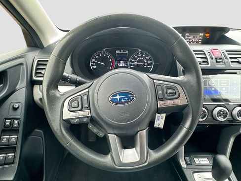 Used 2017 Subaru Forester 2.5i Premium image 13