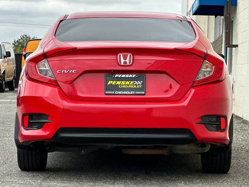 Used 2016 Honda Civic EX image 5