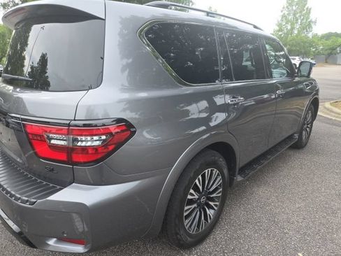 Certified 2023 Nissan Armada SL w/ Midnight Edition Package AWD/4WD image 5