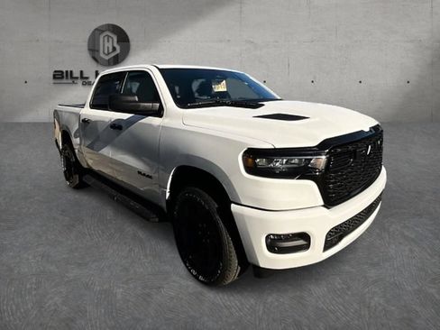 New 2026 RAM 1500 Express AWD/4WD image 3