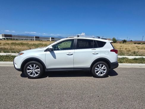Used 2014 Toyota RAV4 Limited AWD/4WD image 2