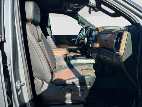 Certified 2022 Chevrolet Silverado 1500 High Country image 29