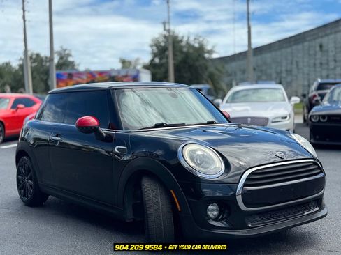 Used 2015 MINI Cooper 2-Door Hardtop FWD image 9
