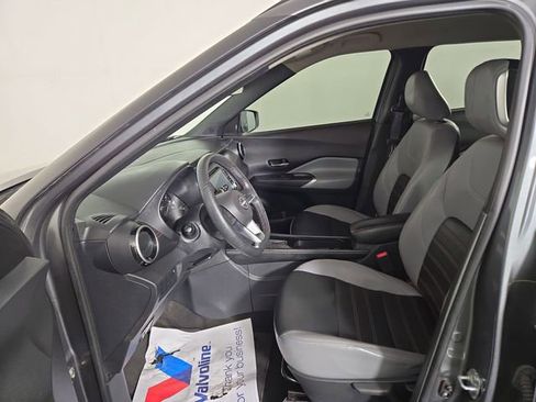 Used 2023 Nissan Kicks SR w/ SR Premium Package FWD image 14