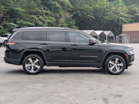 Used 2021 Jeep Grand Cherokee L Limited RWD image 10