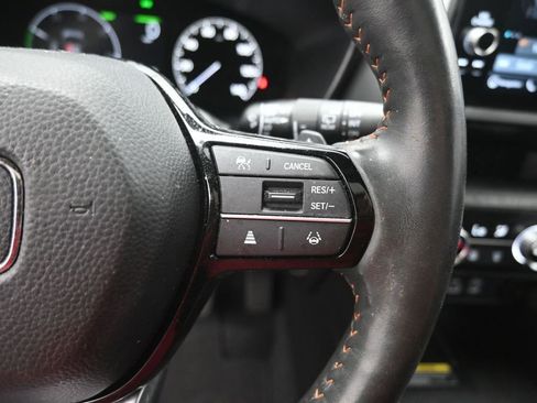 Used 2024 Honda CR-V Sport Touring image 7