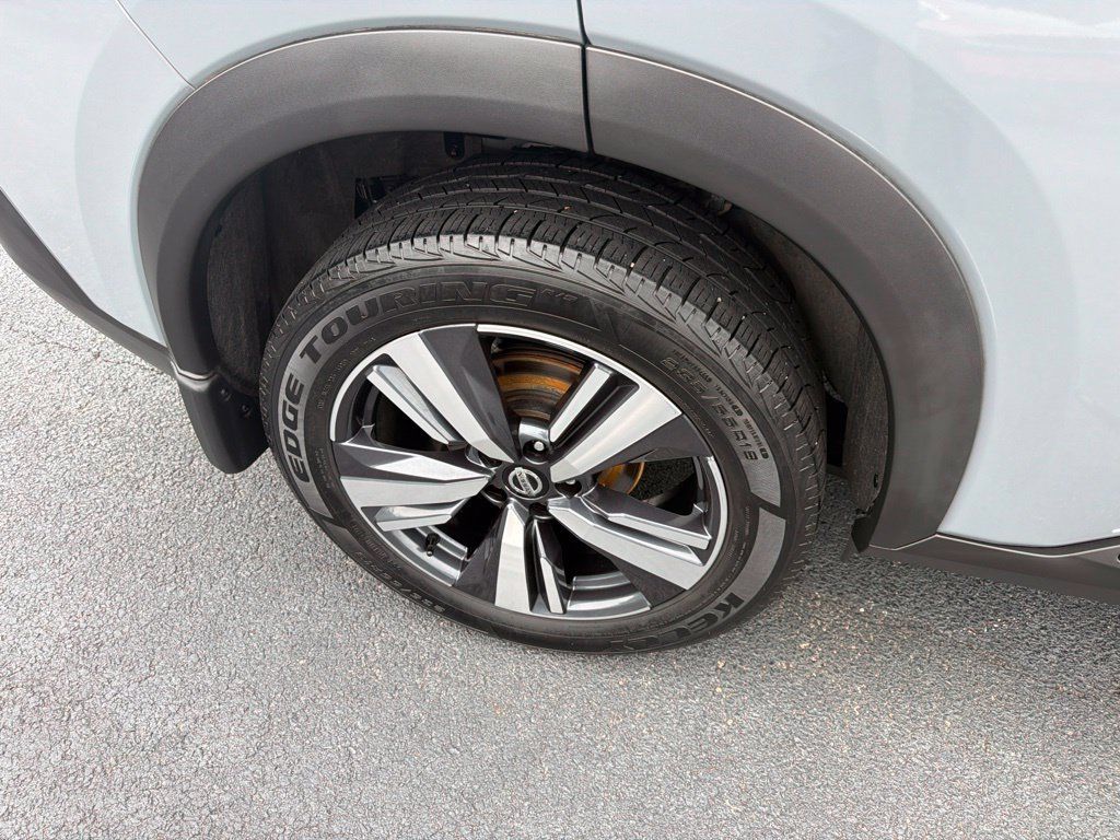 Certified 2021 Nissan Rogue SL w/ Premium Package AWD/4WD image 11