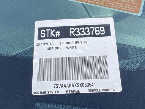 Certified 2025 Toyota Sequoia SR5 AWD/4WD image 38