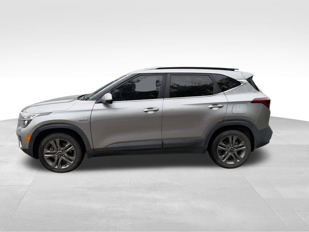 Used 2021 Kia Seltos S AWD/4WD image 3