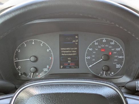 Used 2025 Toyota Corolla Cross LE image 18