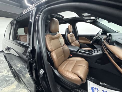 Used 2023 Lincoln Aviator Reserve w/ Equipment Group 201A AWD/4WD image 26