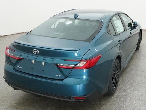 New 2026 Toyota Camry SE image 11
