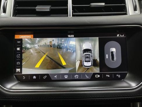 Used 2017 Land Rover Range Rover Sport SVR image 11