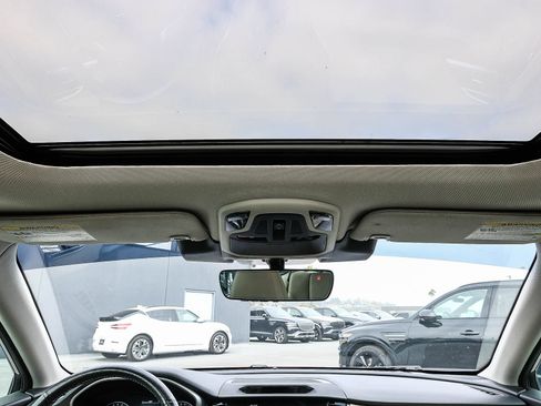 Used 2024 Subaru Legacy Limited AWD/4WD image 18