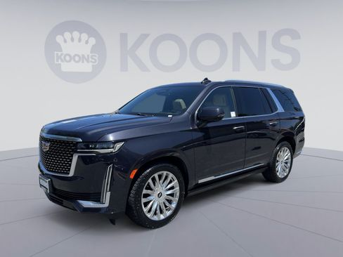 Used 2023 Cadillac Escalade Premium Luxury w/ Performance Package AWD/4WD image 1