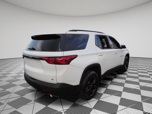 Certified 2023 Chevrolet Traverse LT FWD image 7