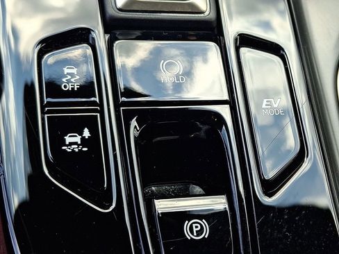 Used 2025 Lexus NX 350h AWD w/ Cold Area Package image 23