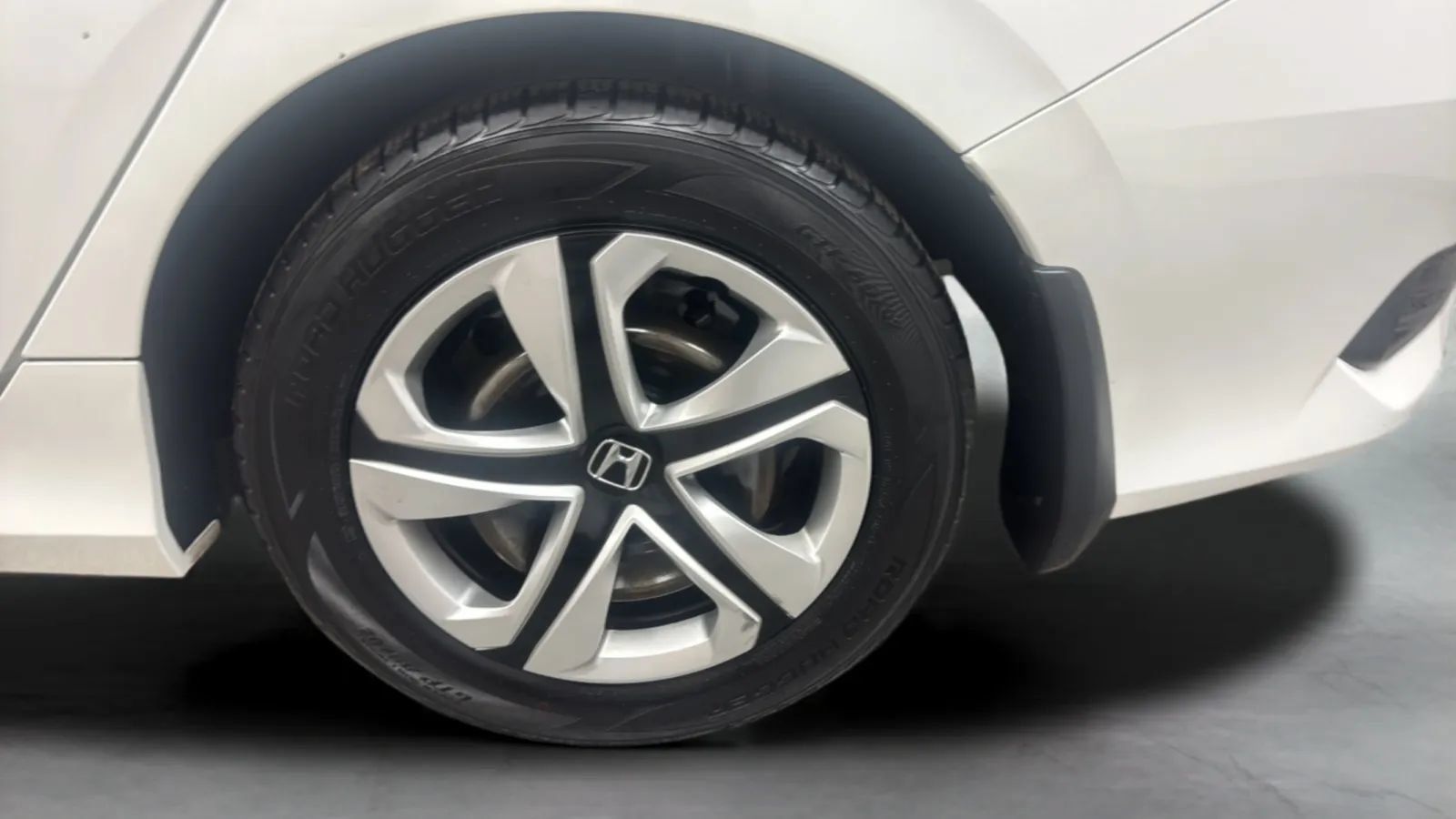 Used 2017 Honda Civic LX image 31