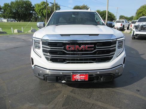 Certified 2024 GMC Sierra 1500 SLT w/ SLT Premium Plus Package AWD/4WD image 13