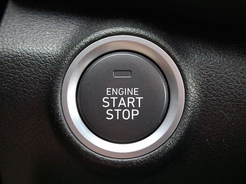 Certified 2023 Hyundai Kona SEL w/ Convenience Package image 23