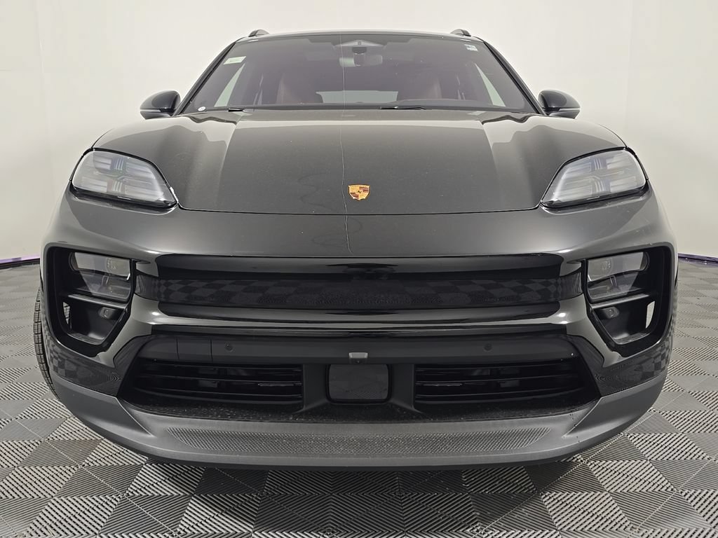 Certified 2026 Porsche Macan 4 Electric AWD/4WD image 10