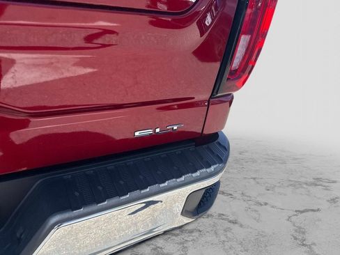 Used 2021 GMC Sierra 1500 SLT AWD/4WD image 5