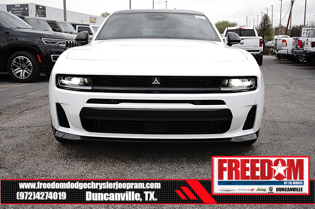 New 2026 Dodge Charger Scat Pack w/ Blacktop Package AWD/4WD image 8