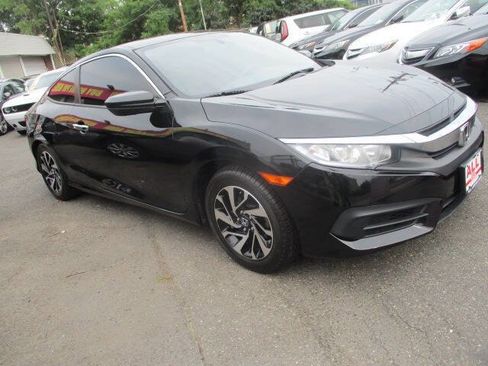 Used 2016 Honda Civic LX image 3