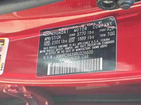 Used 2024 Hyundai Venue SEL image 41