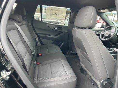 New 2026 Chevrolet Equinox LT w/ LPO, Floor Liner Package image 30