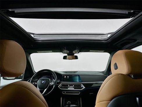 Used 2023 BMW X5 xDrive45e image 22