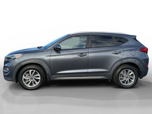 Used 2016 Hyundai Tucson SE w/ Option Group 02 image 2