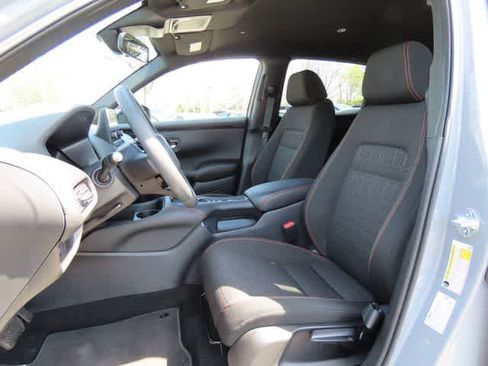 Used 2024 Honda HR-V Sport image 13