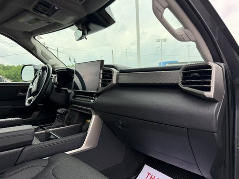 Used 2023 Toyota Tundra Limited w/ TRD Off-Road Package AWD/4WD image 20