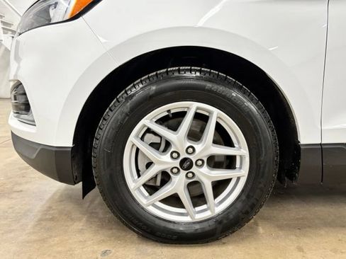 Used 2024 Ford Edge SEL AWD/4WD image 10
